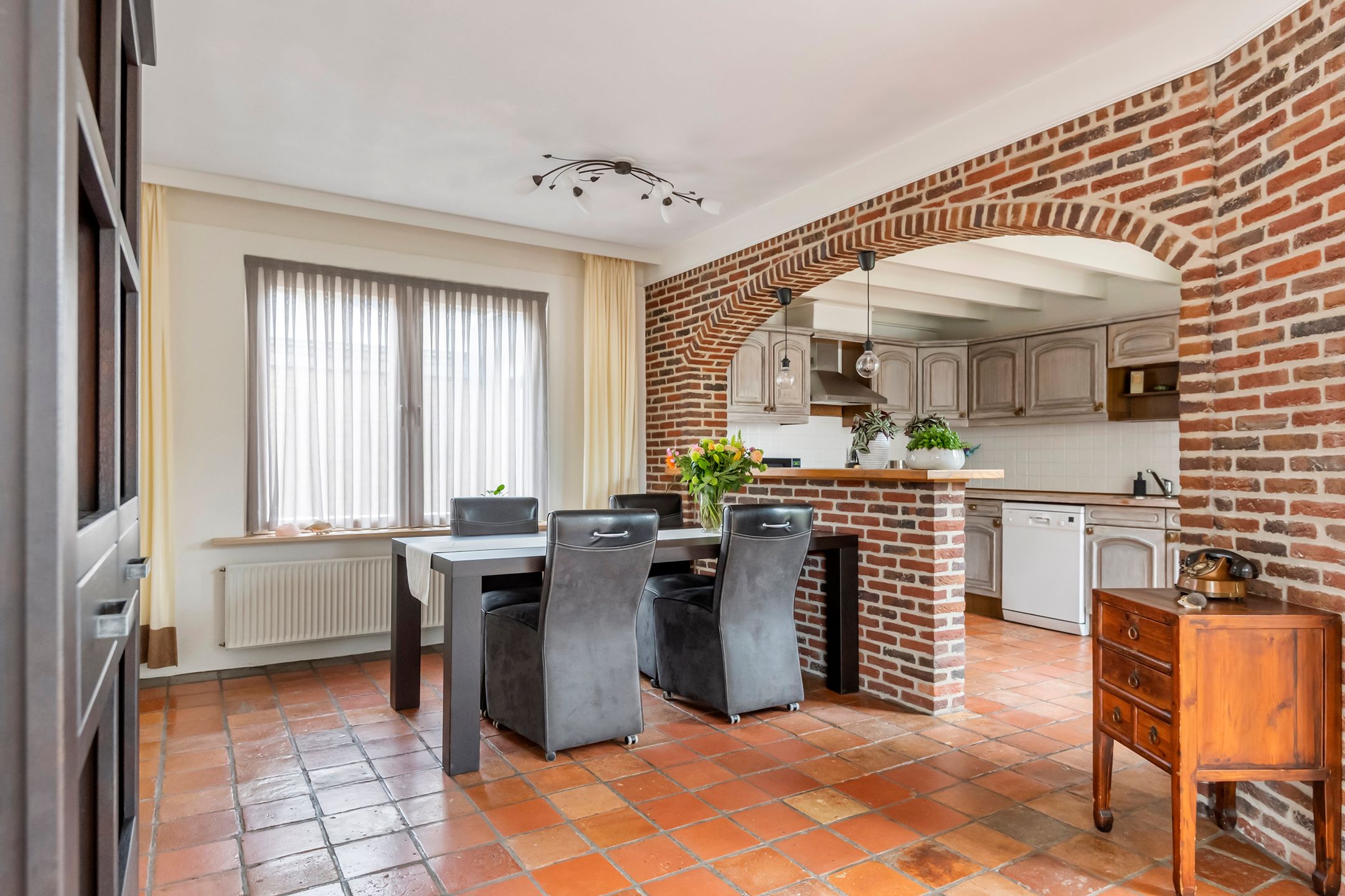 Foto 12 van Grotestraat 10