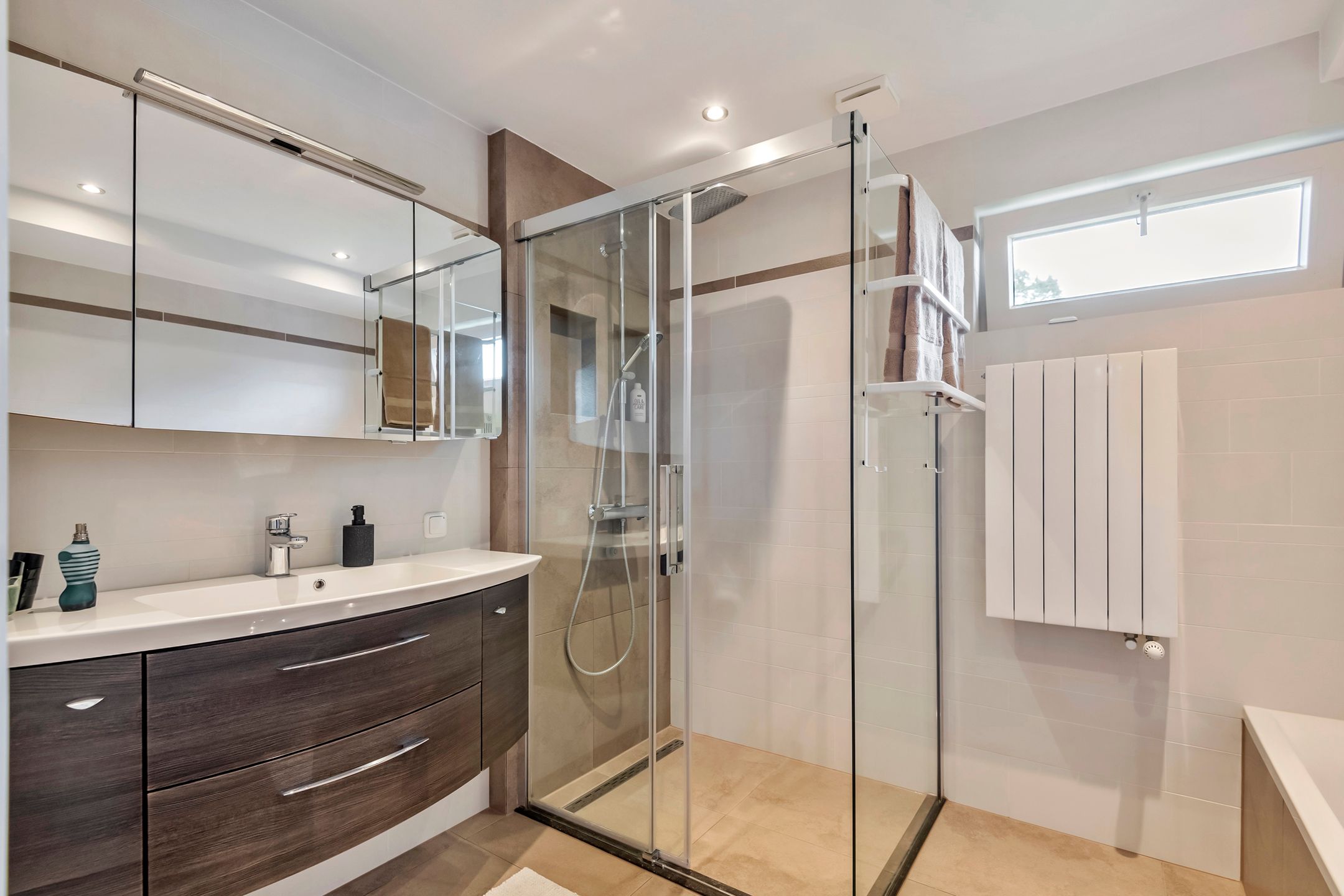 Foto 24 van Grotestraat 10