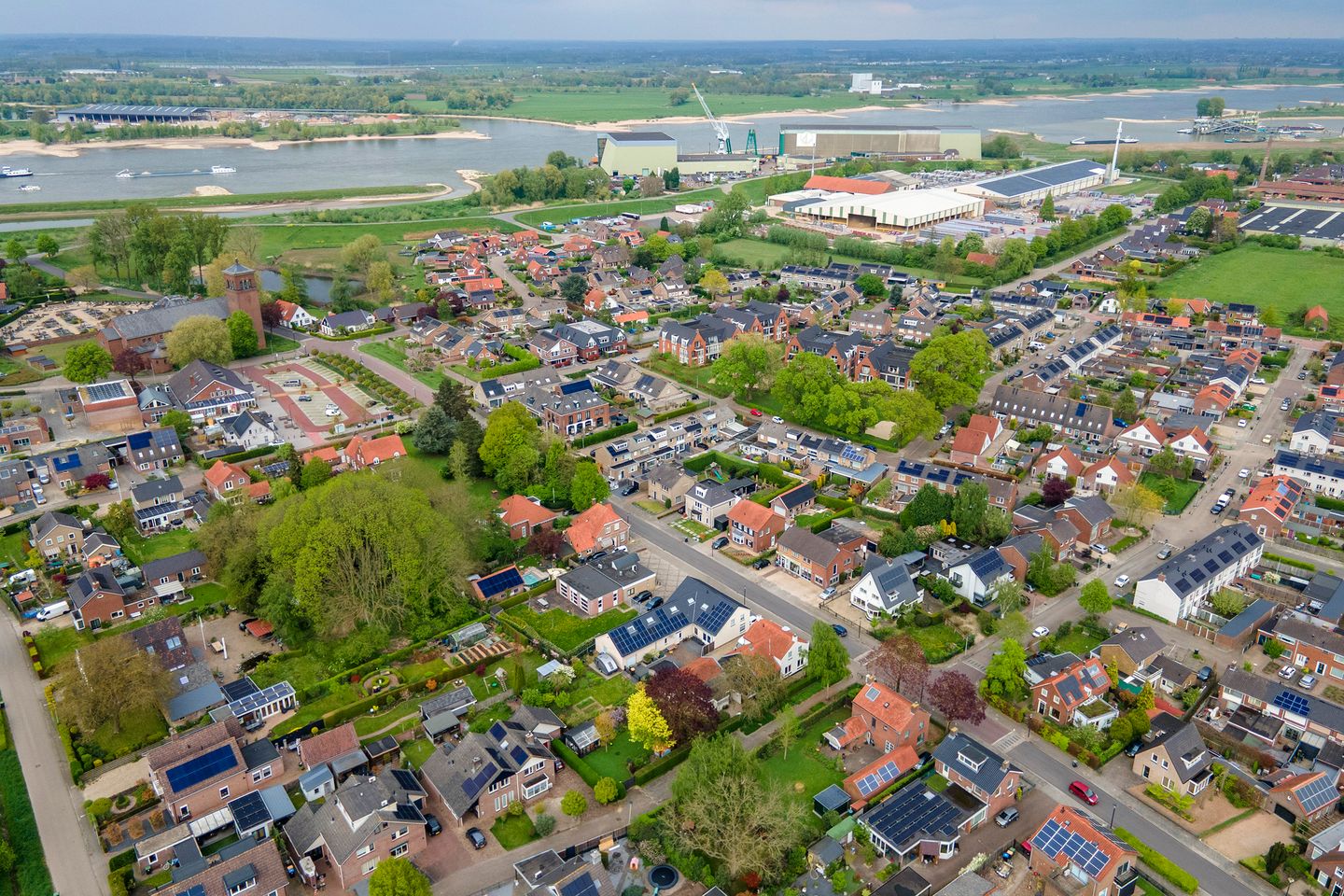 Foto 40 van Grotestraat 10