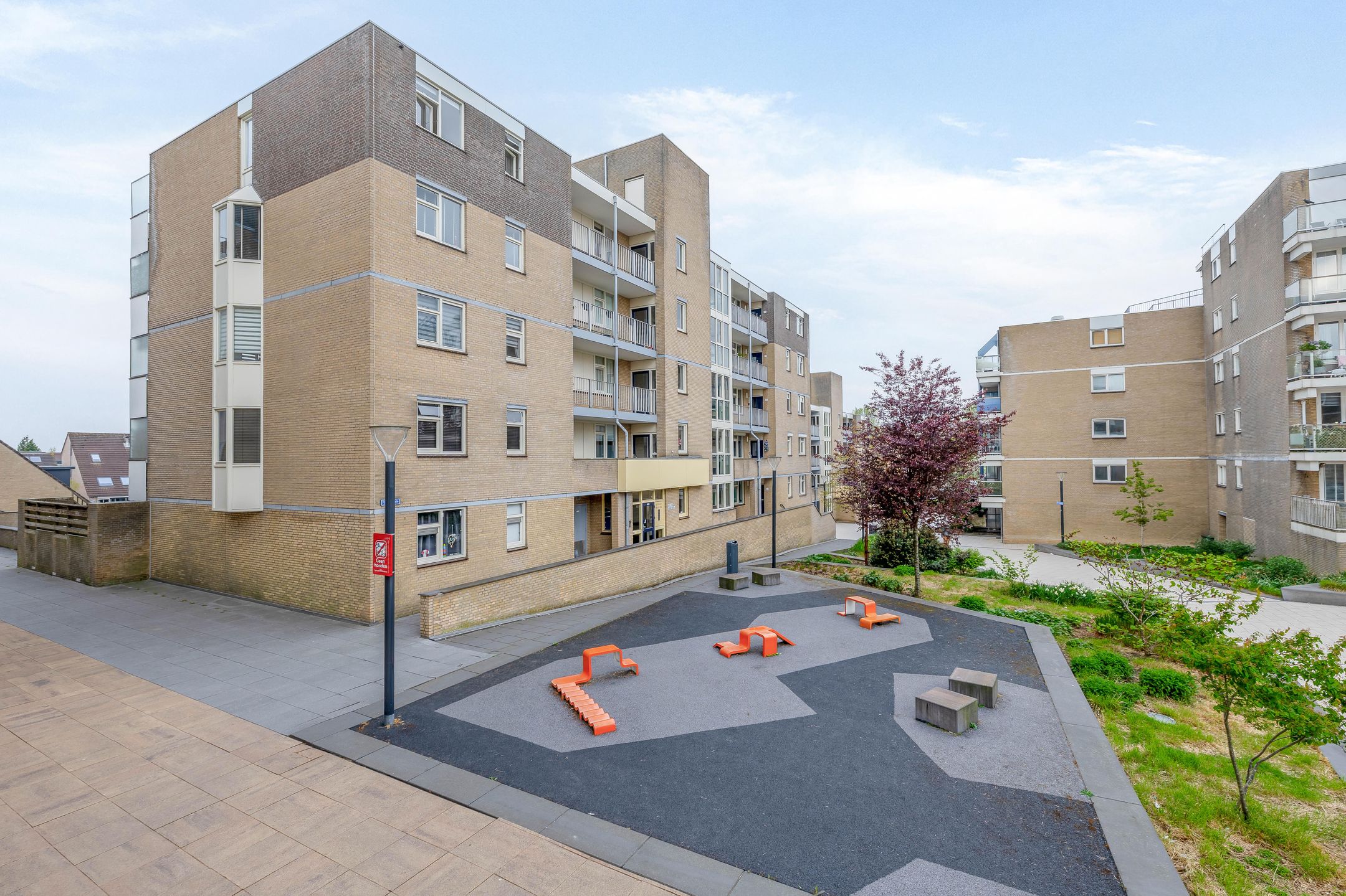 Photo 30 of Rodinrade 104