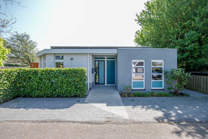 Foto 1 van Eendrachtsdijk 2-A