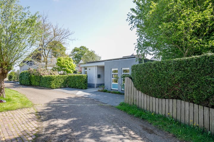 Foto 28 van Eendrachtsdijk 2-A