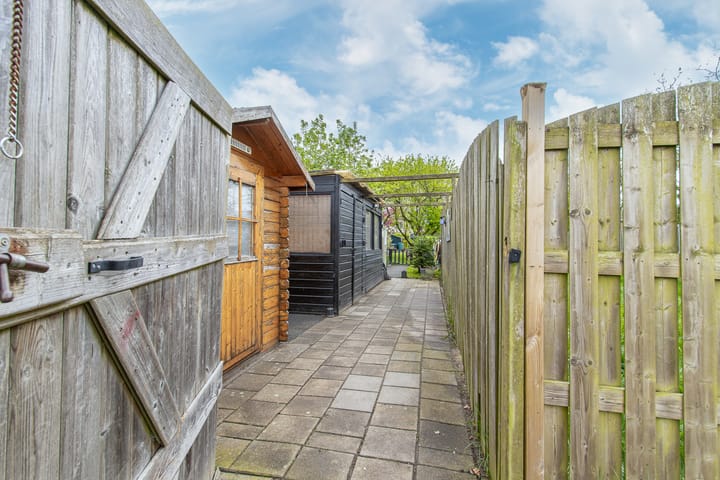 Photo 73 of Burgemeester van Rijswijkstraat 16