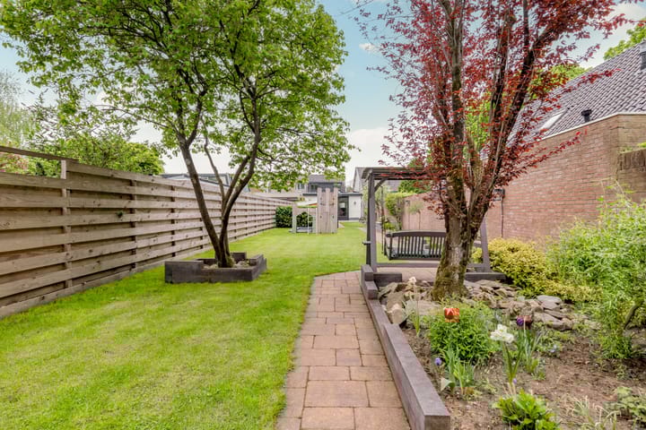 Foto 2 van van der Muelenstraat 15