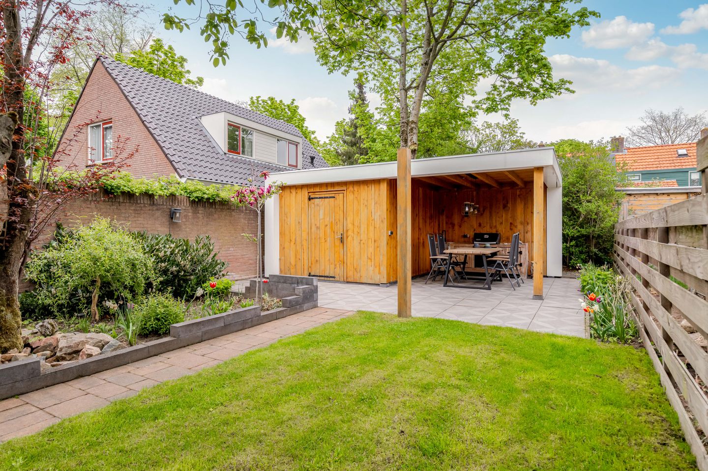 Foto 44 van van der Muelenstraat 15