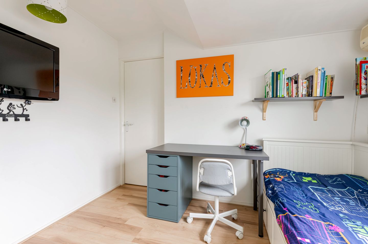 Foto 34 van van der Muelenstraat 15