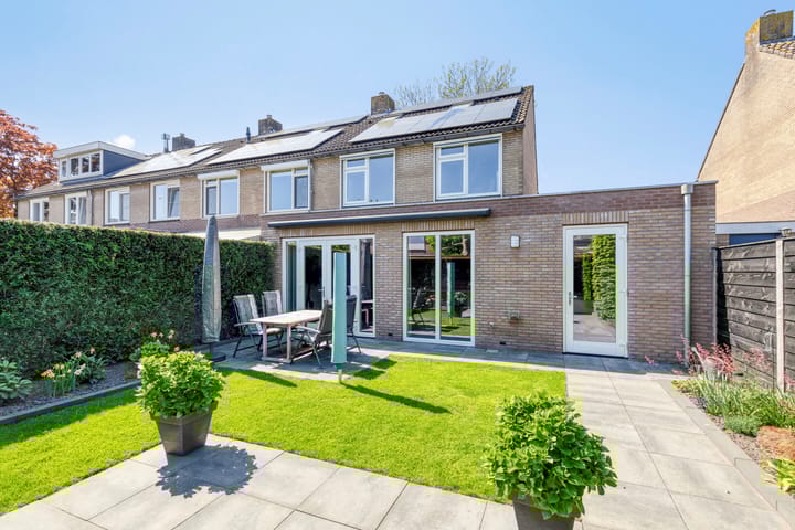 Foto 28 van Vermeerlaan 8