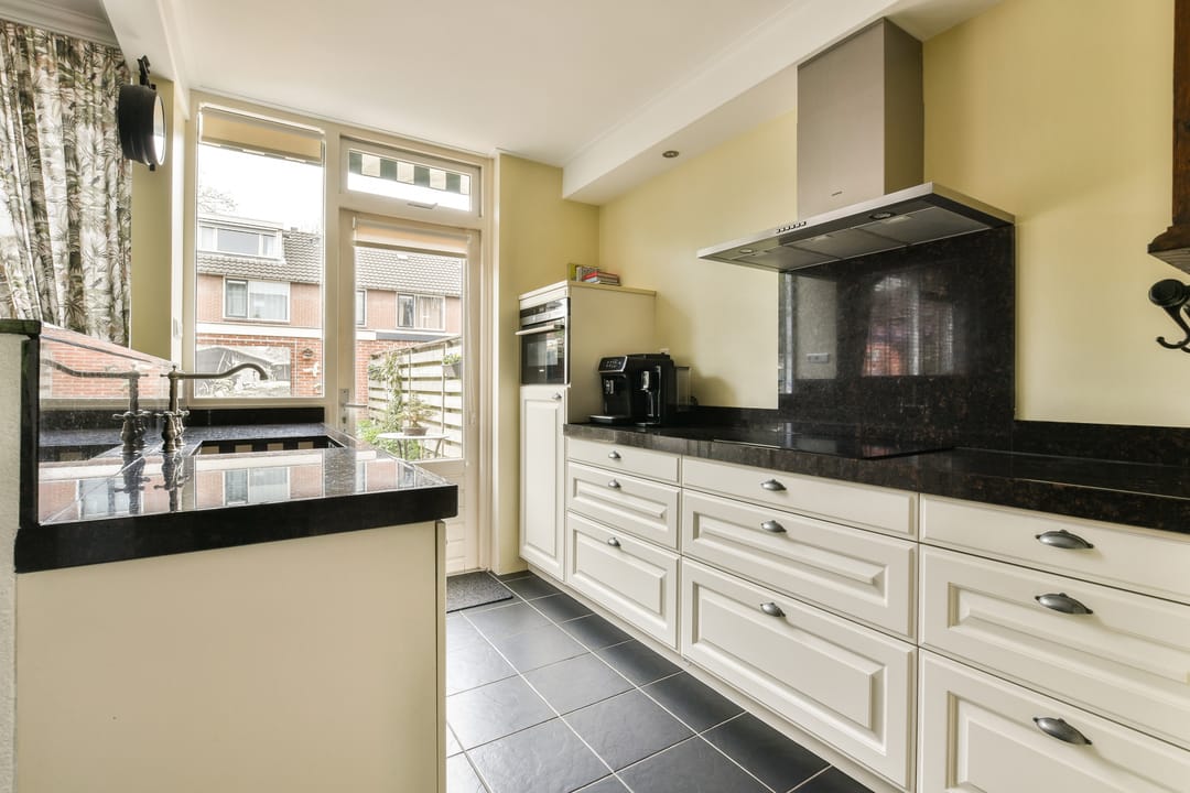 Foto 13 van Moerbeistraat 14