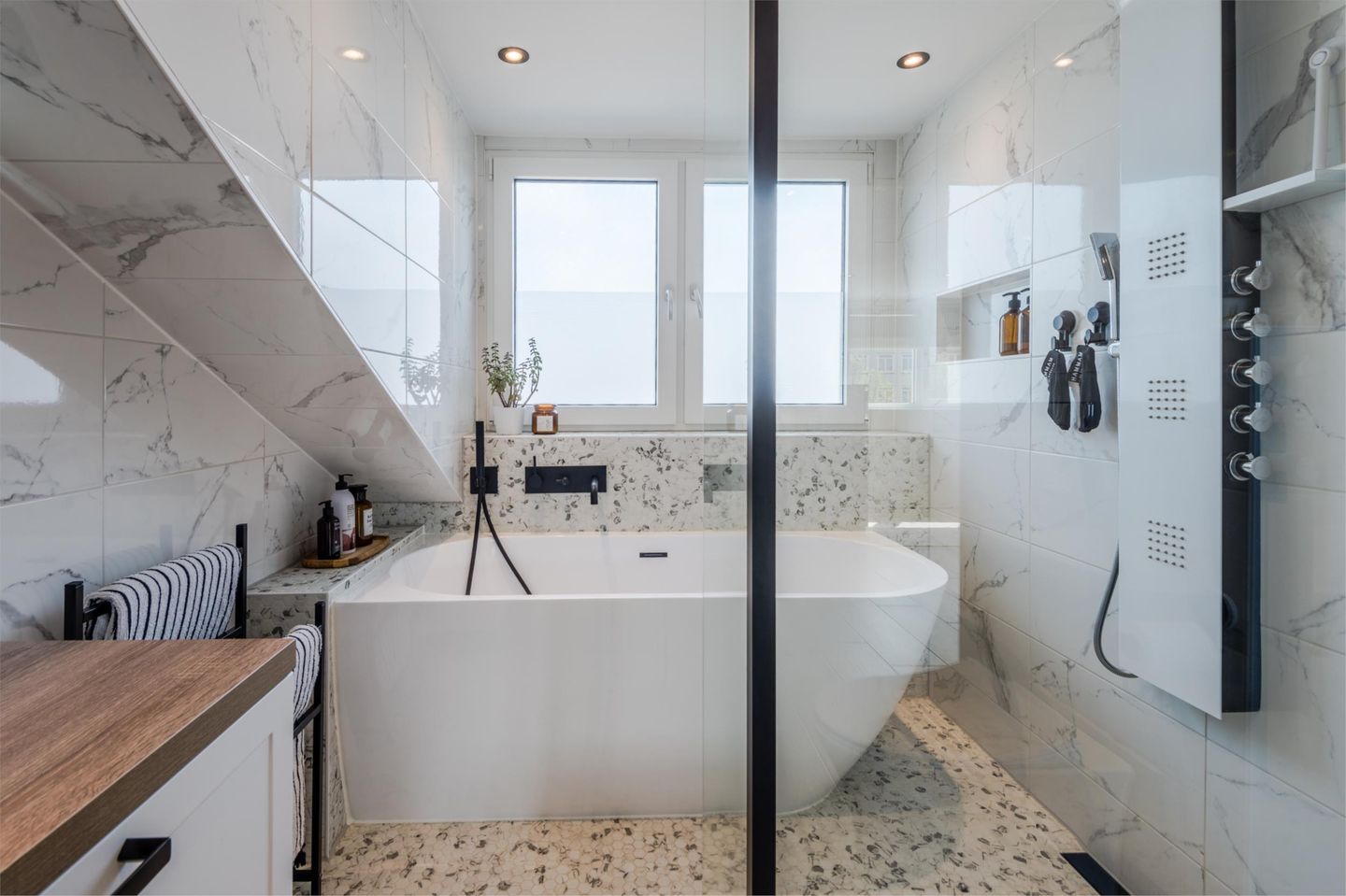 Photo 49 of Zeussingel 97