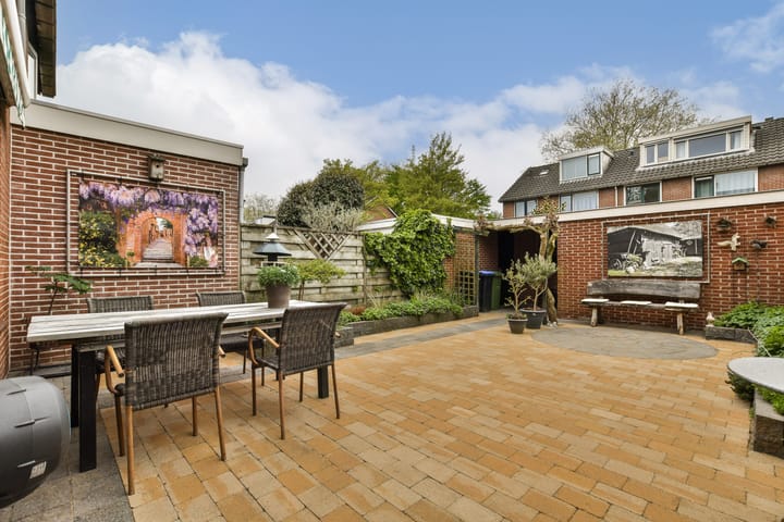 Foto 29 van Moerbeistraat 14