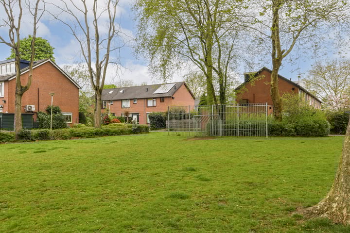 Foto 31 van Moerbeistraat 14