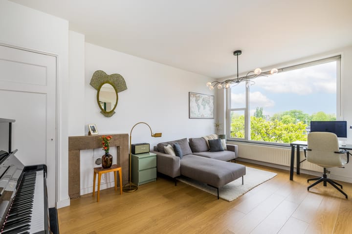 Photo 12 of Coolhaven 48-B