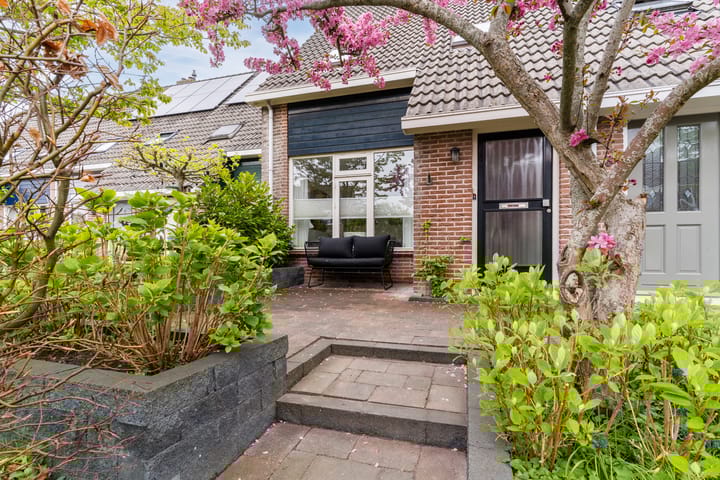 Foto 5 van Burg. Warnerslaan 29