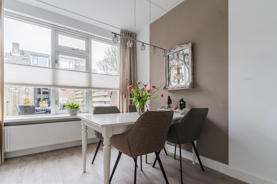 Foto 11 van Burg. Warnerslaan 29