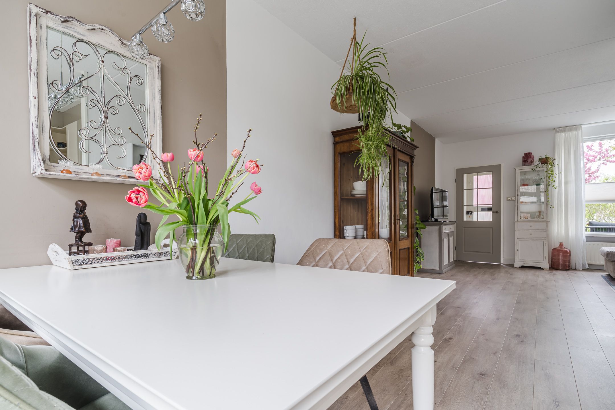 Foto 12 van Burg. Warnerslaan 29