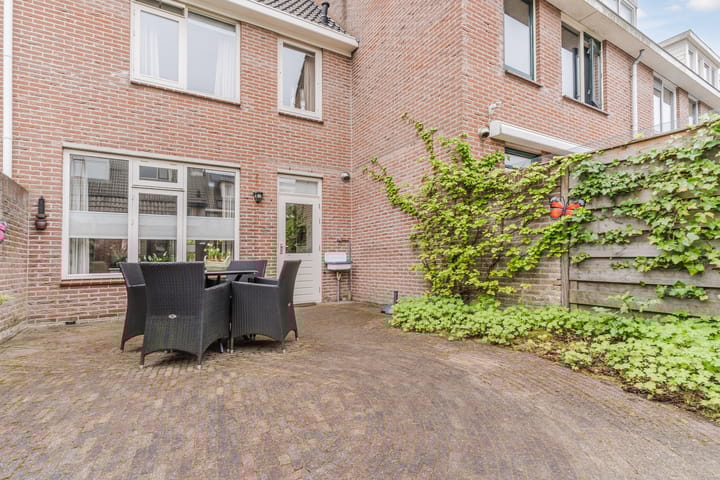 Foto 37 van Burg. Warnerslaan 29