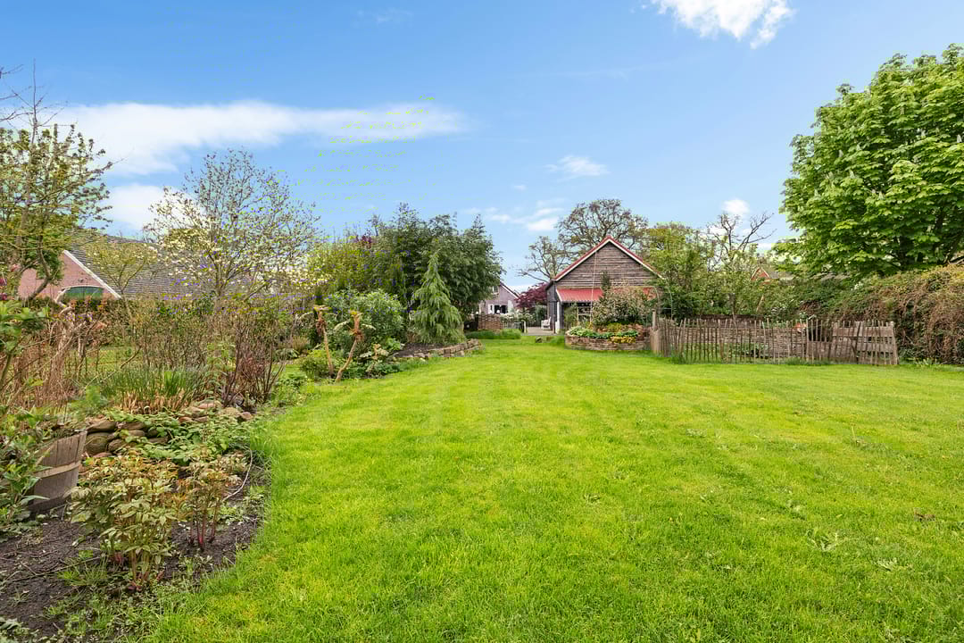 Photo 37 of Markeweg 12