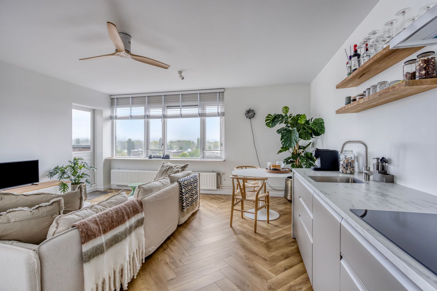 Foto 1 van Kasteel Aldengoorstraat 1-H