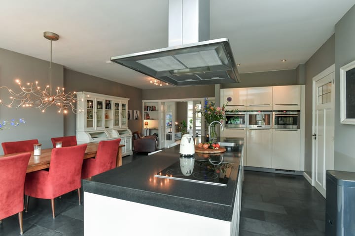 Foto 25 van Nassaulaan 14