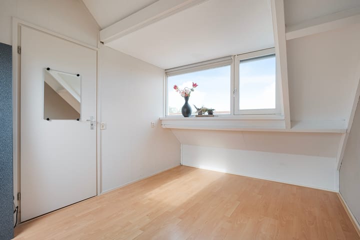 Foto 24 van Eekhoornveld 94