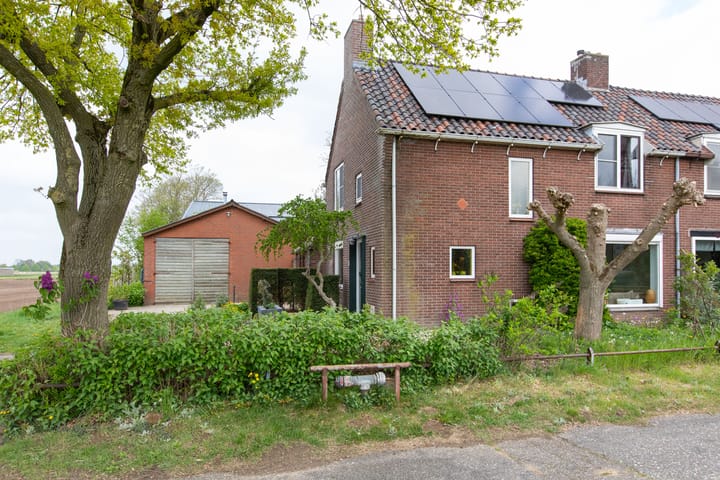 Photo 8 of Wiekenseweg 36