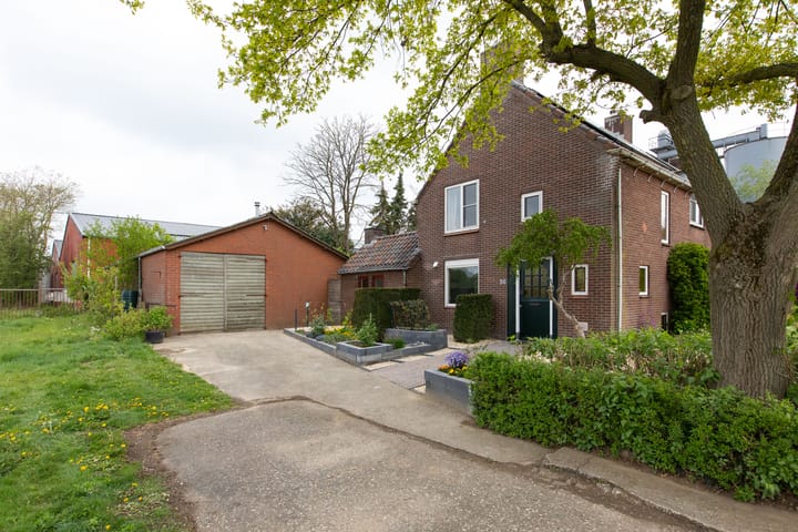 Photo 11 of Wiekenseweg 36