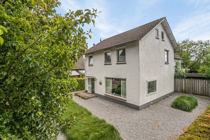 Foto 11 van Heuvel 24