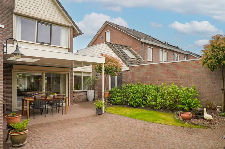 Photo 38 of Watersnipstraat 42