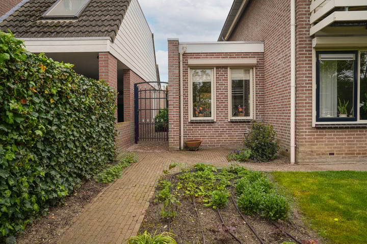 Foto 48 van Watersnipstraat 42