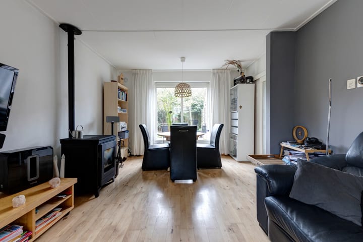 Foto 5 van van Heeckerenskamp 12