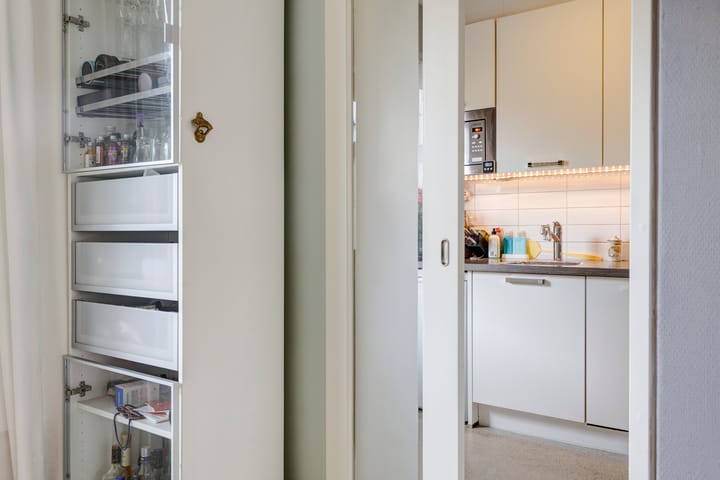 Foto 8 van van Heeckerenskamp 12