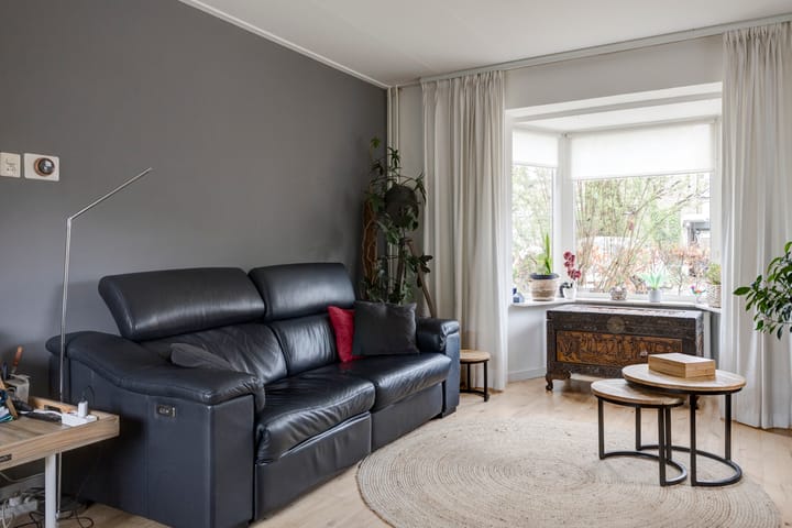 Foto 6 van van Heeckerenskamp 12