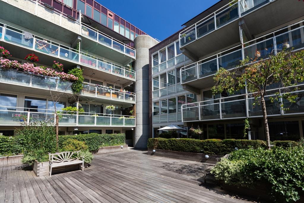 Foto 30 van Raamstraat 24-A