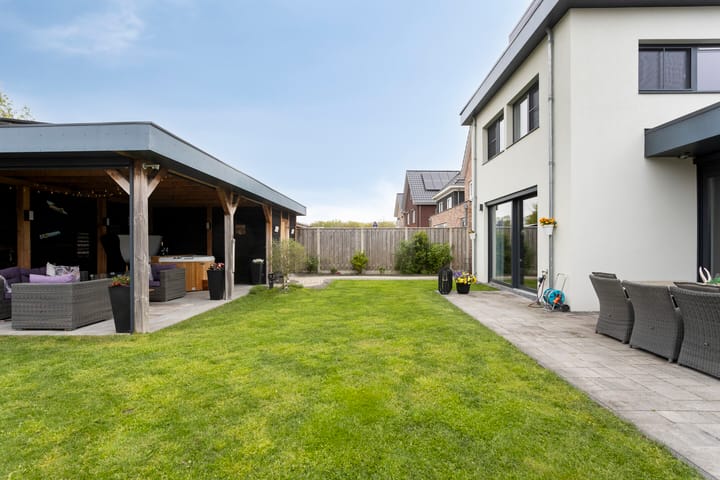 Foto 44 van Aafje Andersstraat 57