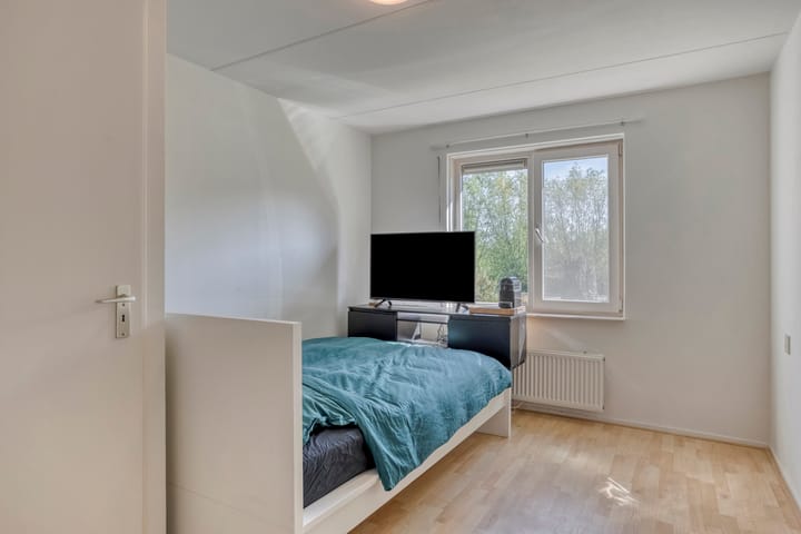 Photo 12 of Stokebrand 377