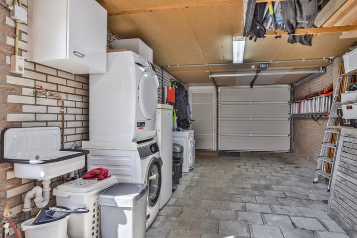 Photo 20 of Stokebrand 377