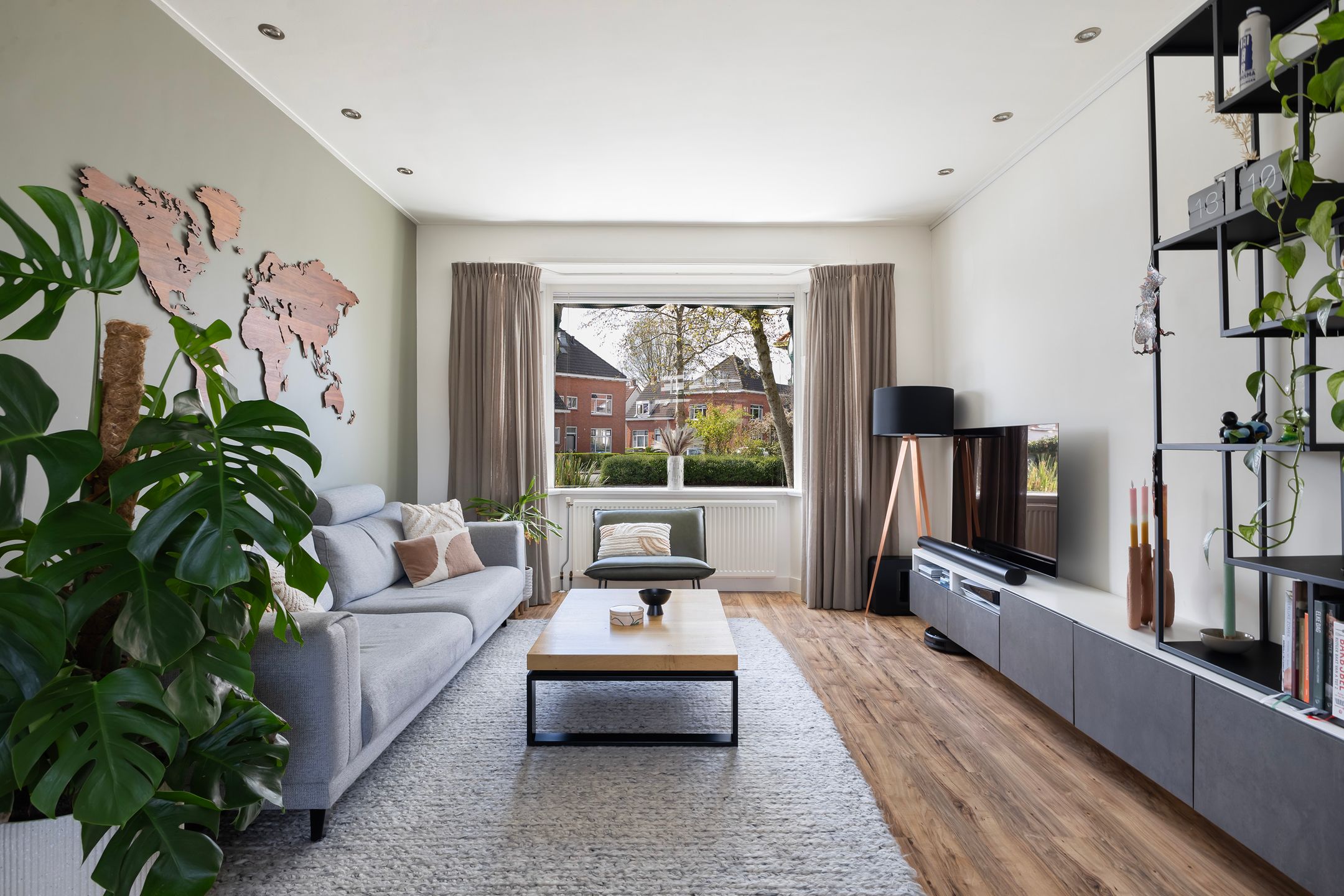 Photo 3 of van Leeuwenhoekstraat 43