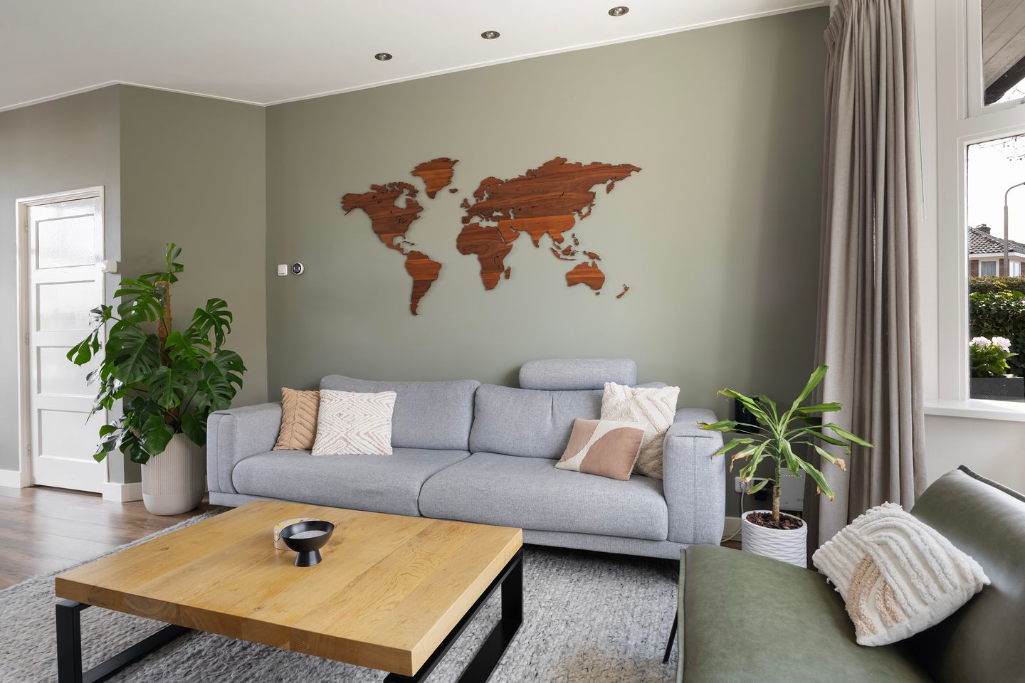 Photo 14 of van Leeuwenhoekstraat 43