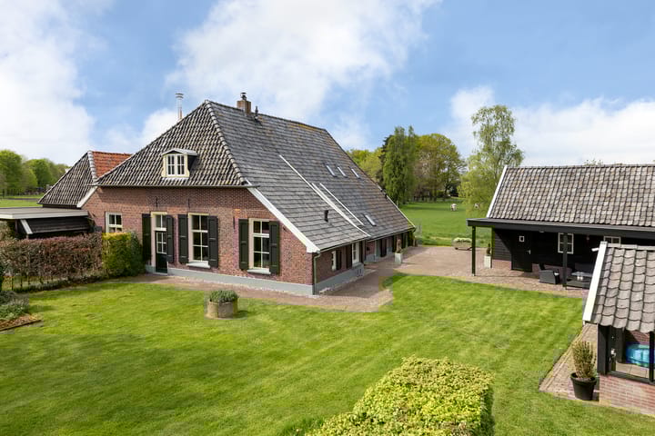 Foto 35 van Diepenheimseweg 47