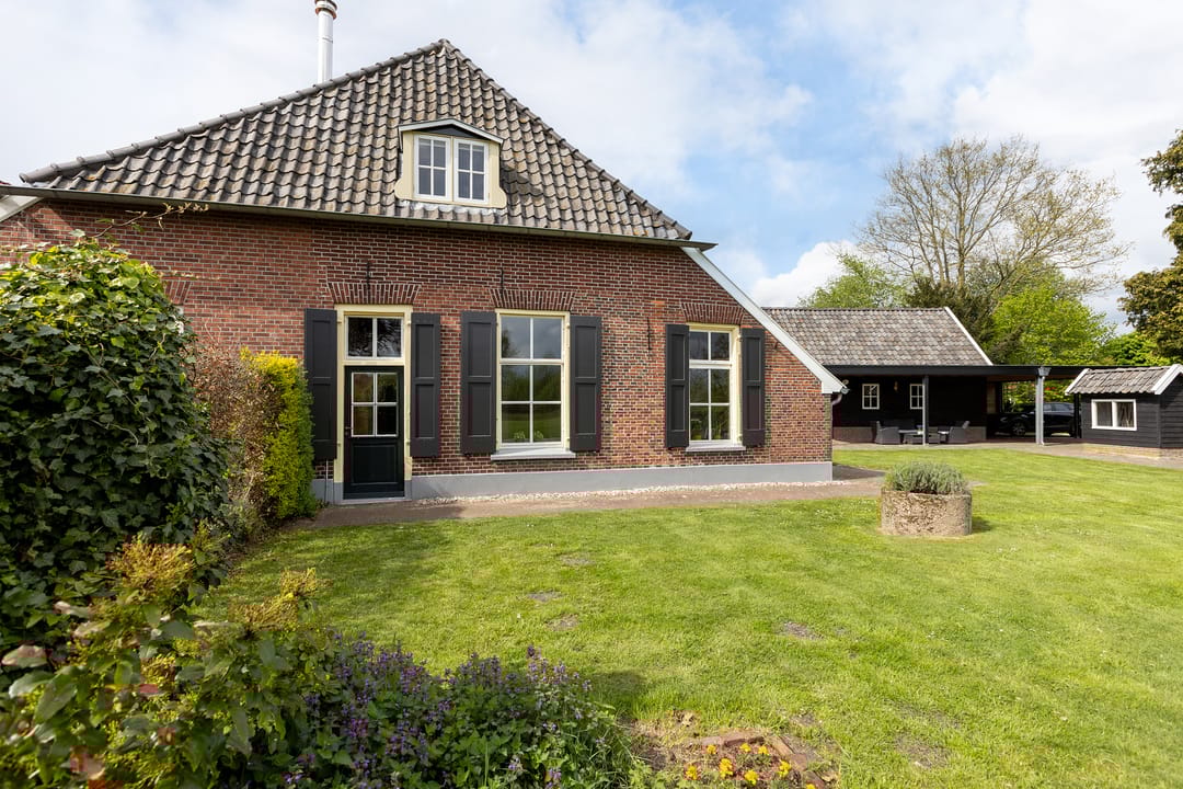 Photo 38 of Diepenheimseweg 47