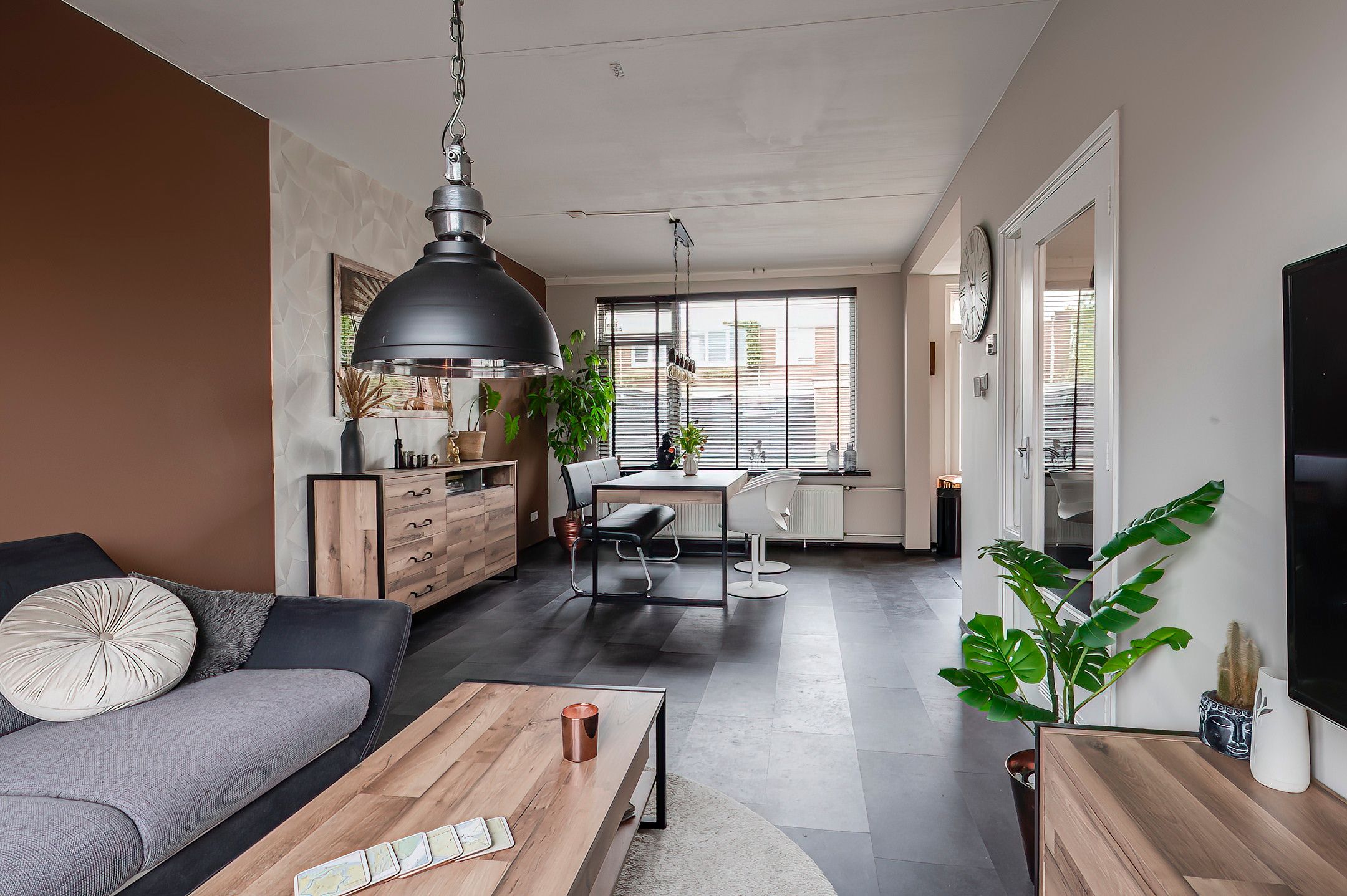 Photo 3 of Debussystraat 90