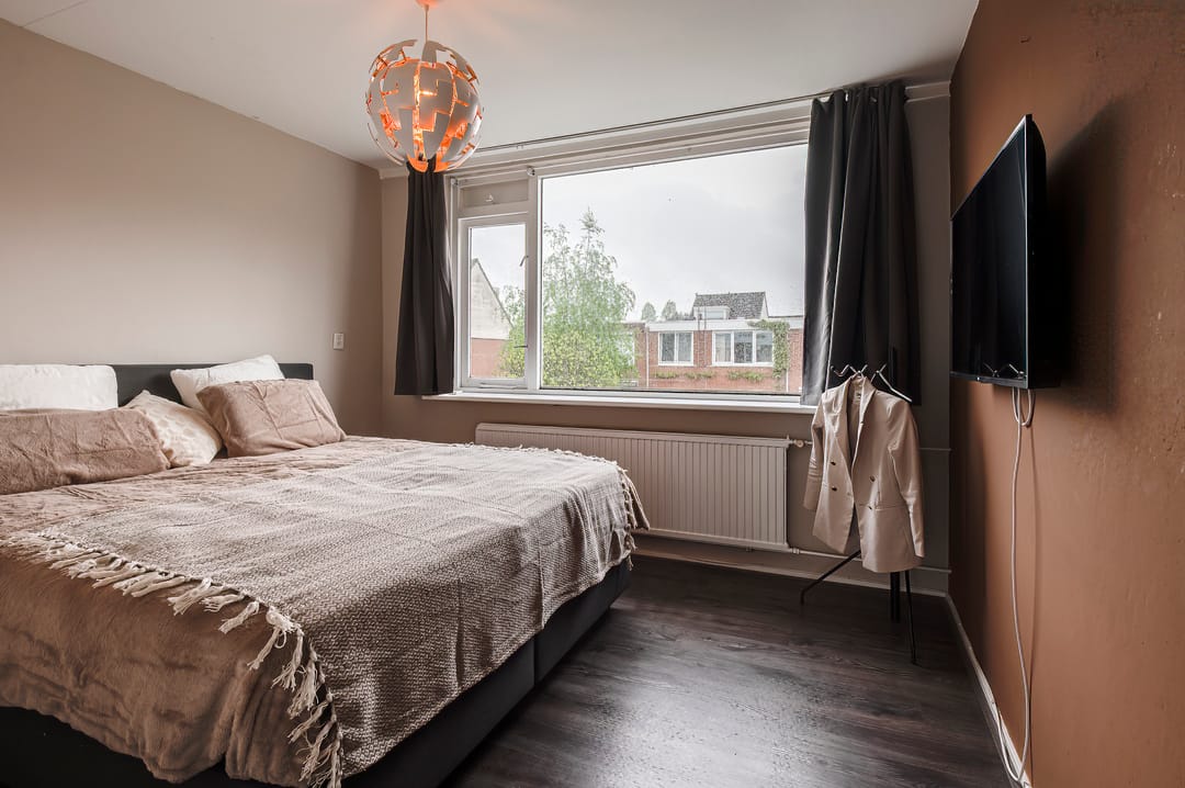 Photo 17 of Debussystraat 90