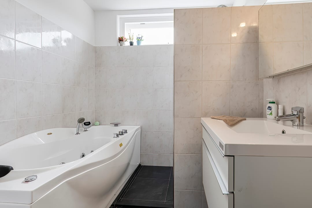 Photo 23 of Debussystraat 90