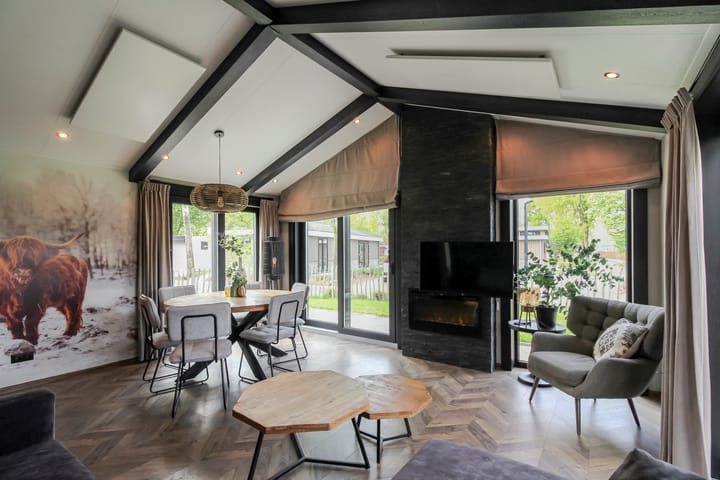 Photo 4 of van Haestrechtstraat 24-411