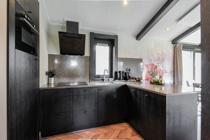 Photo 9 of van Haestrechtstraat 24-411