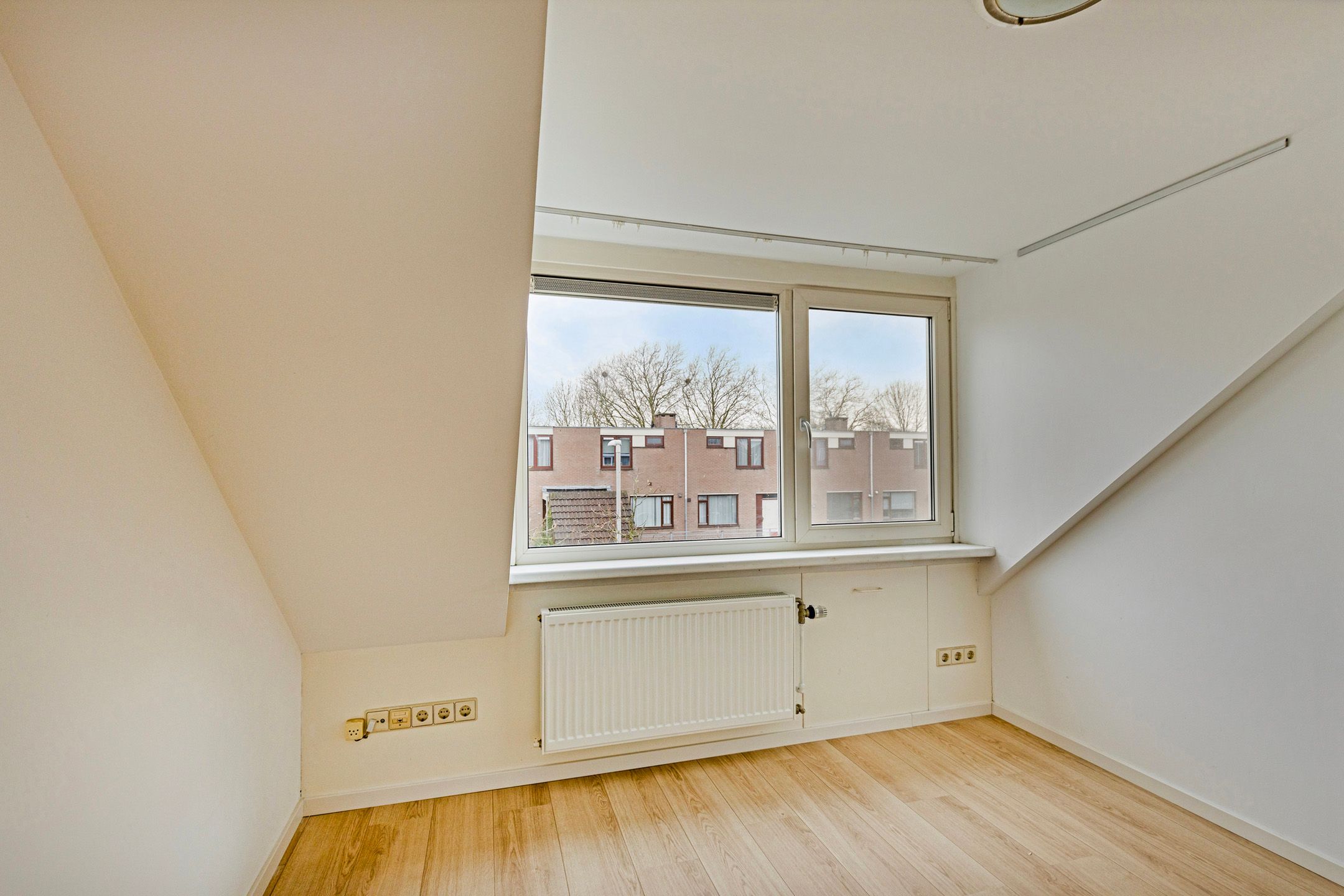 Photo 12 of Praam 341