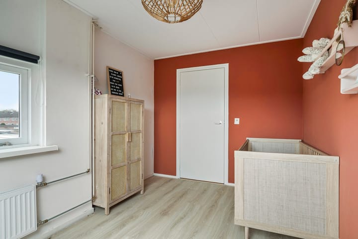 Photo 12 of Dr Holwerdastraat 5
