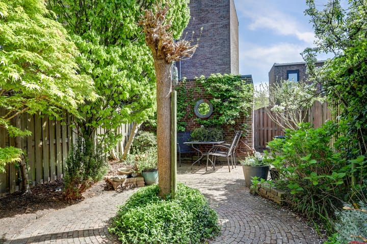 Foto 37 van Patrijsplantsoen 31