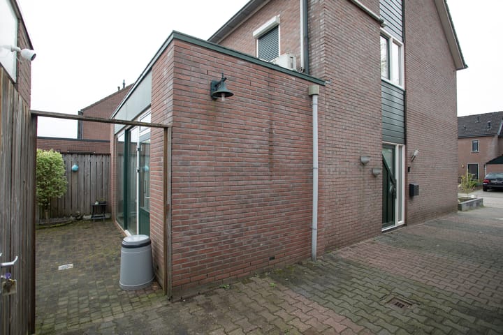 Photo 4 of Laan '40-'45 56