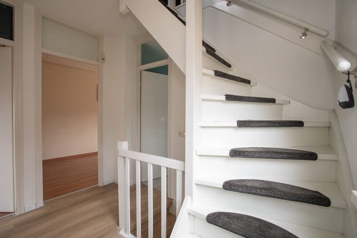 Photo 32 of Laan '40-'45 56